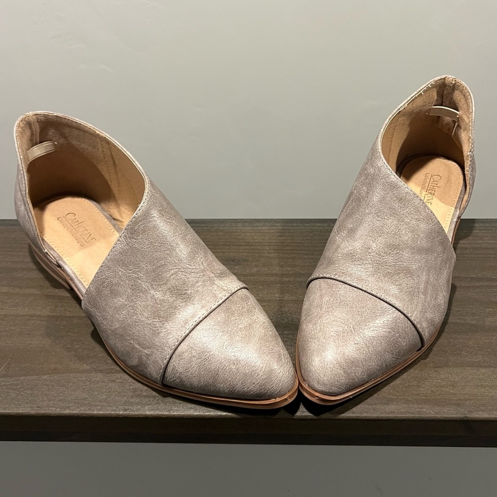 NEW Catherine Malandrino Zwan D’orsay Gray/Taupe Cutout Flats (Women’s 8)
